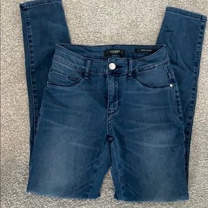 Guess sexy curve crop skinny jeans